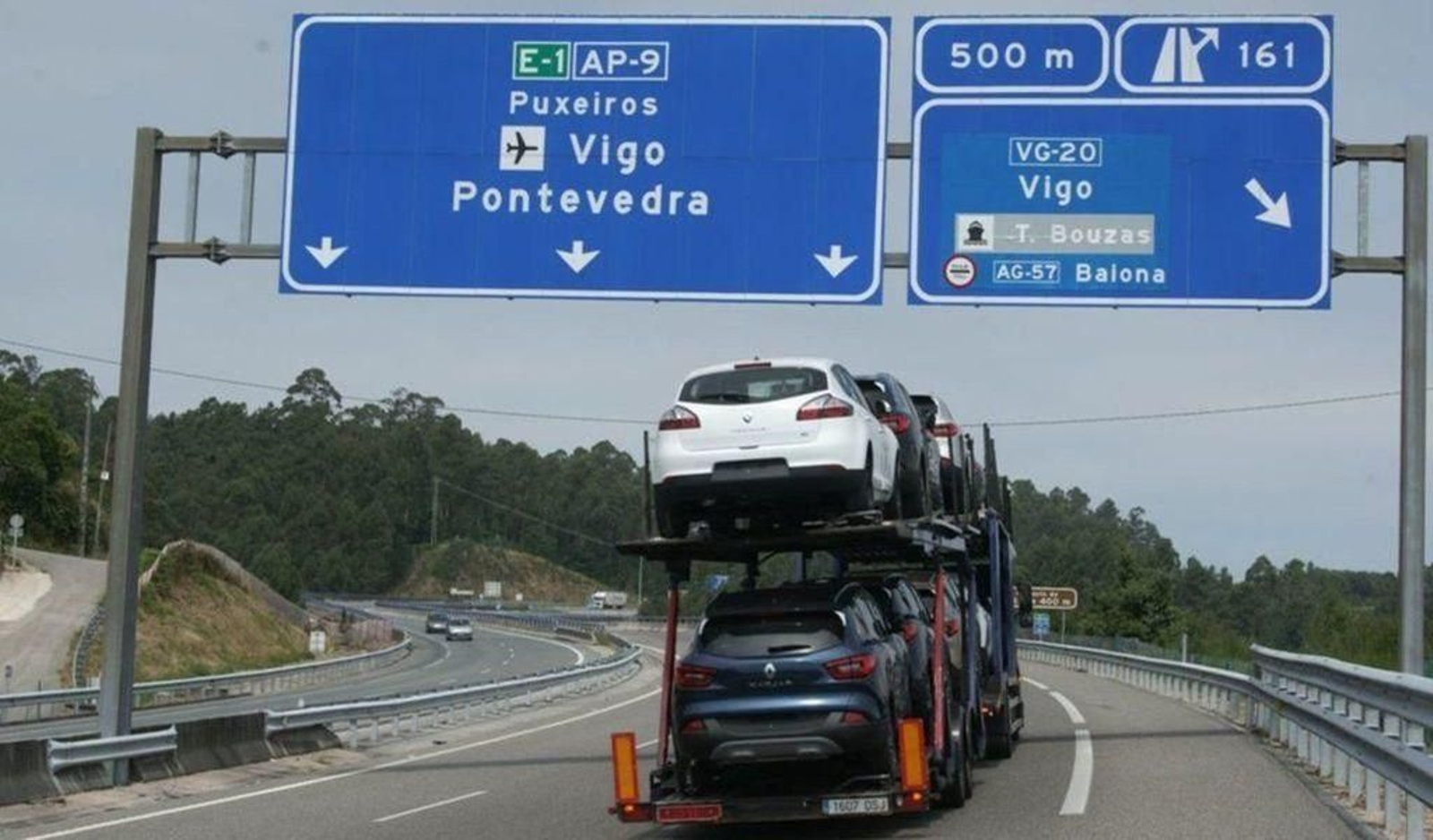 La zona de Puxeiros donde confluyen las autopistas AP-9 y del Val Miñor, con la VG-20 viguesa.