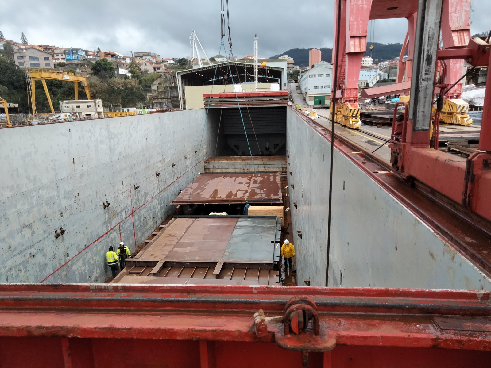 Trabajos realizados en las instalaciones que el astillero tiene en Teis.