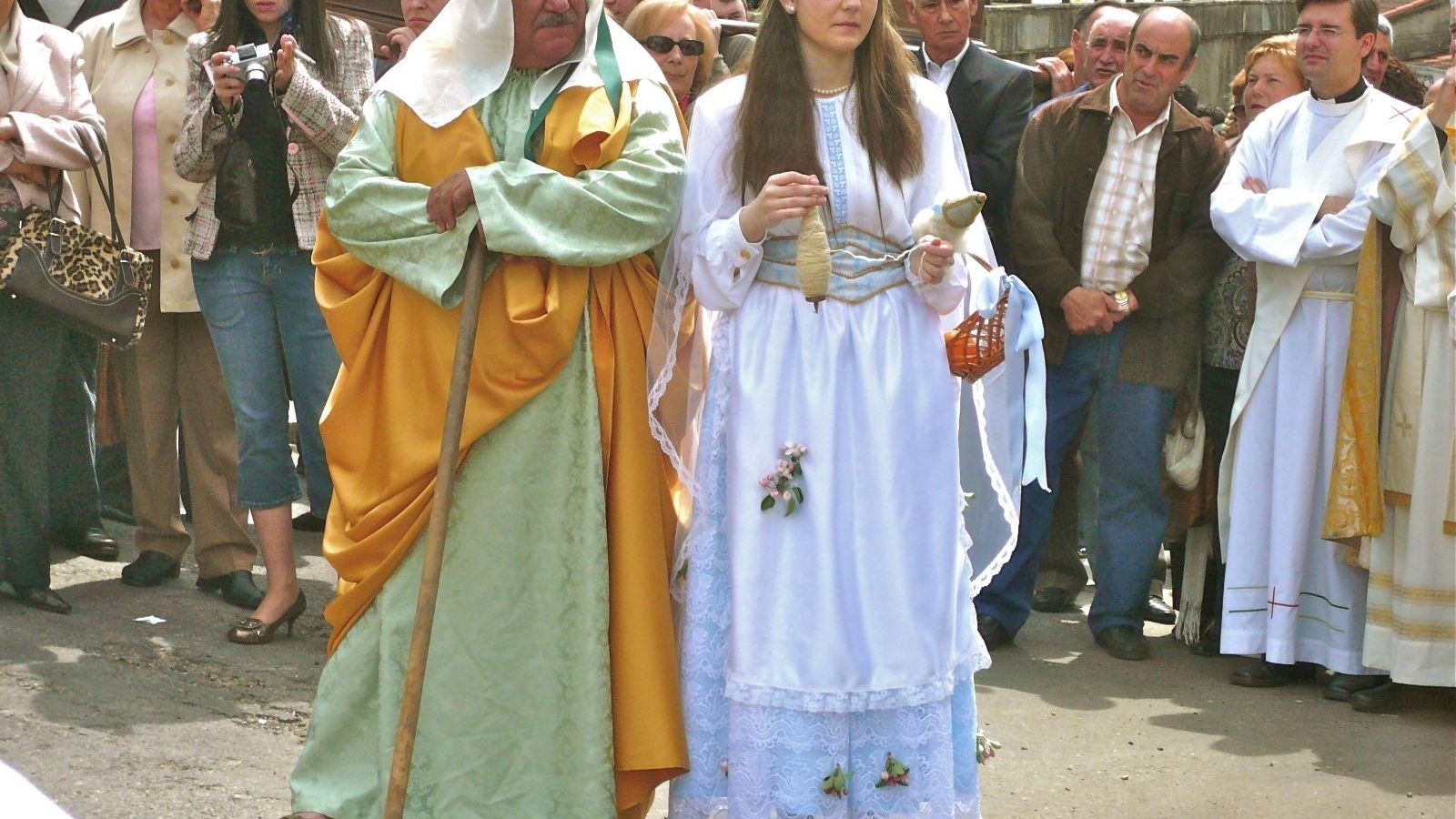 Al personaje de Eva siempre lo interpreta una joven de Laza.