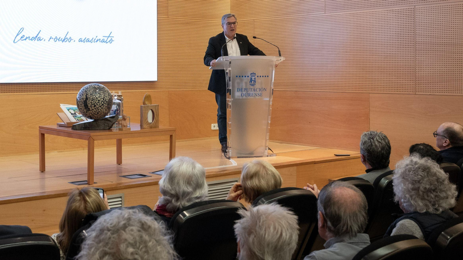 Menor reiteró que el propósito es permitir el retorno de los vendedores.