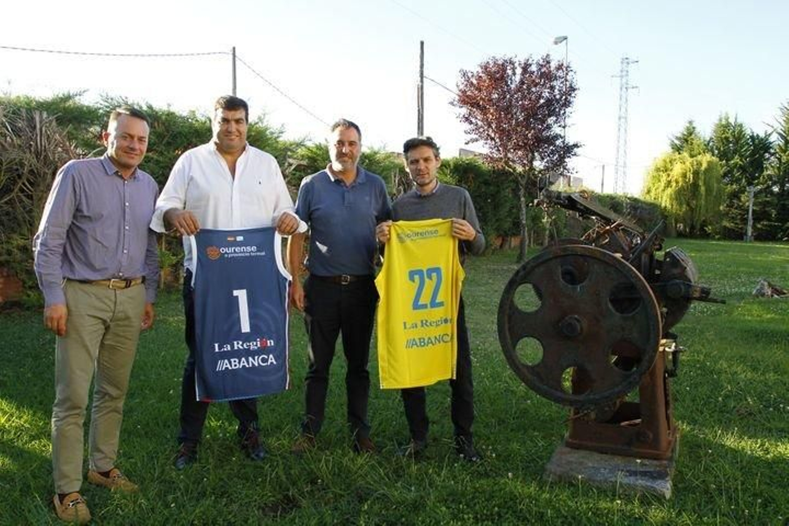 Carlos Barbosa, Camilo Álvarez, Cesar Fernández y Sechu Pastoriza, en La Región.