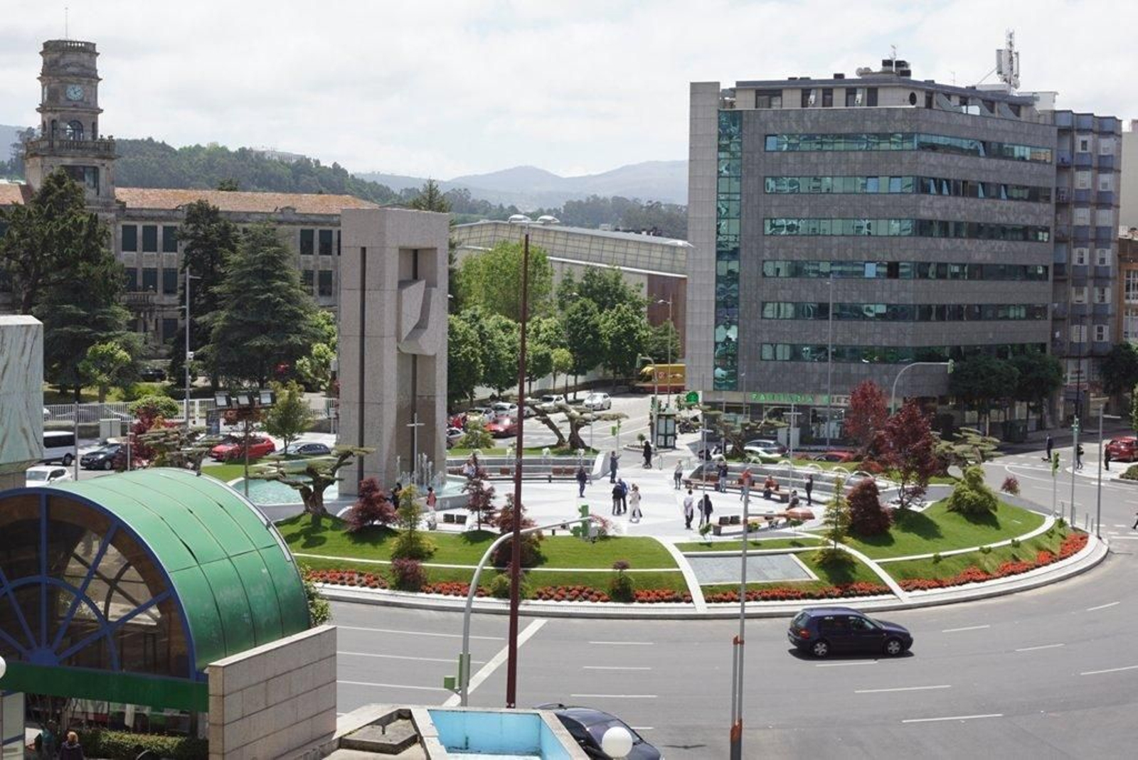 Vista aérea  de Plaza América // Vicente