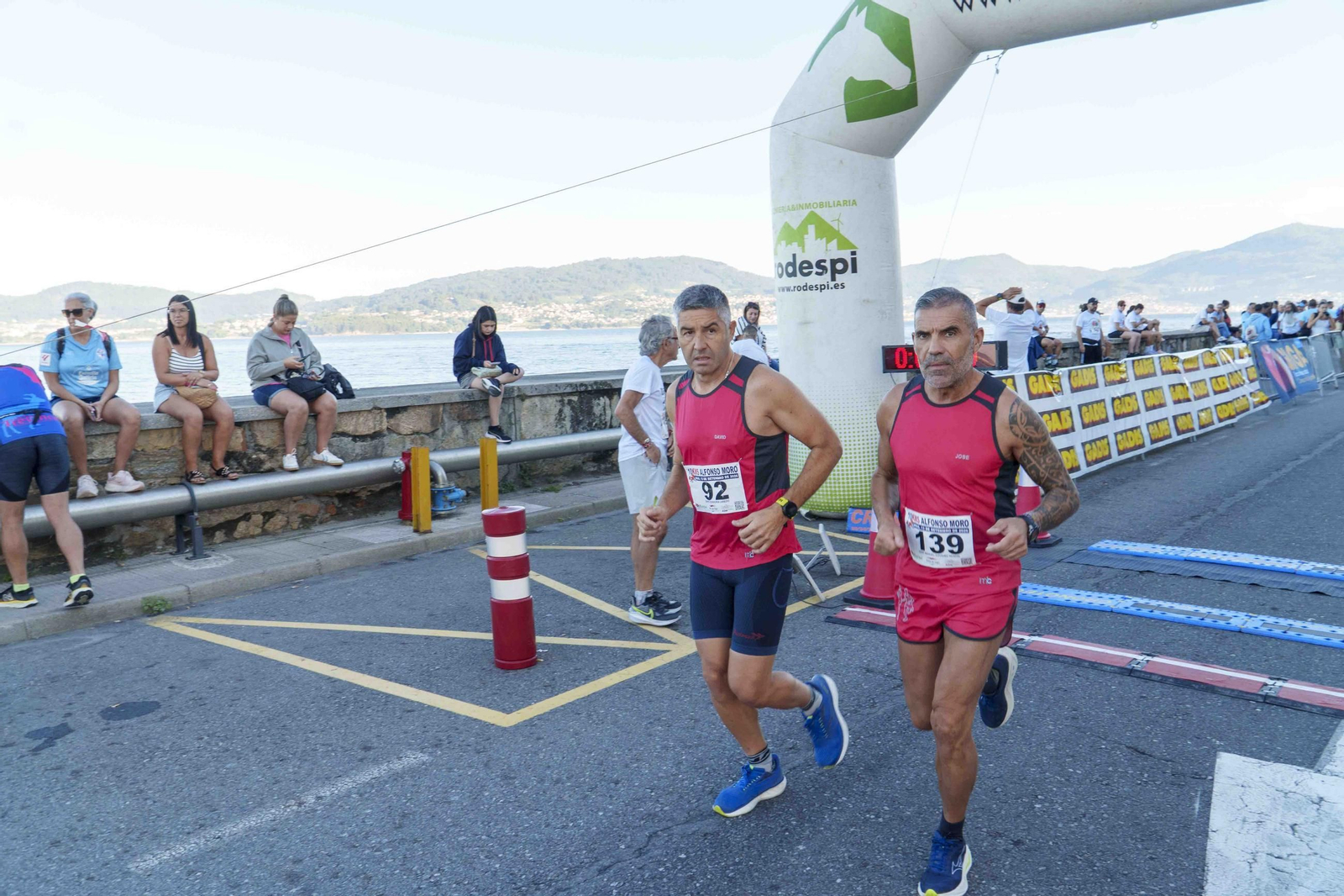 Galería | El puerto pesquero de Vigo acoge hasta cinco carreras organizadas por Carlos Adán