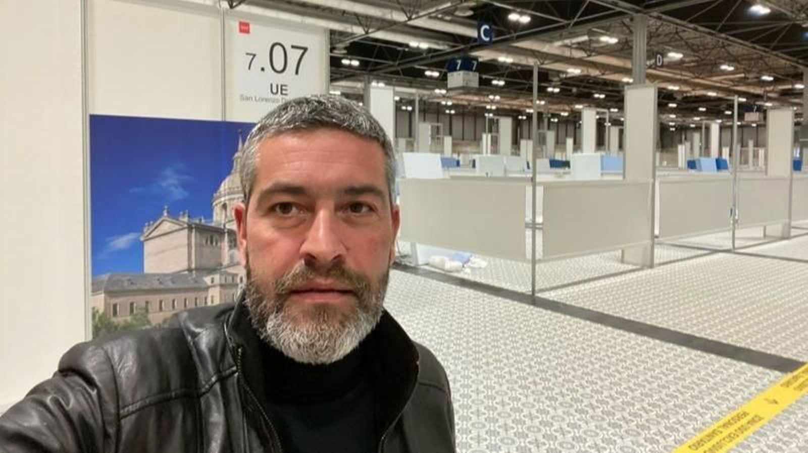 Juan José Pérez Blanco en el montaje del hospital de Ifema.