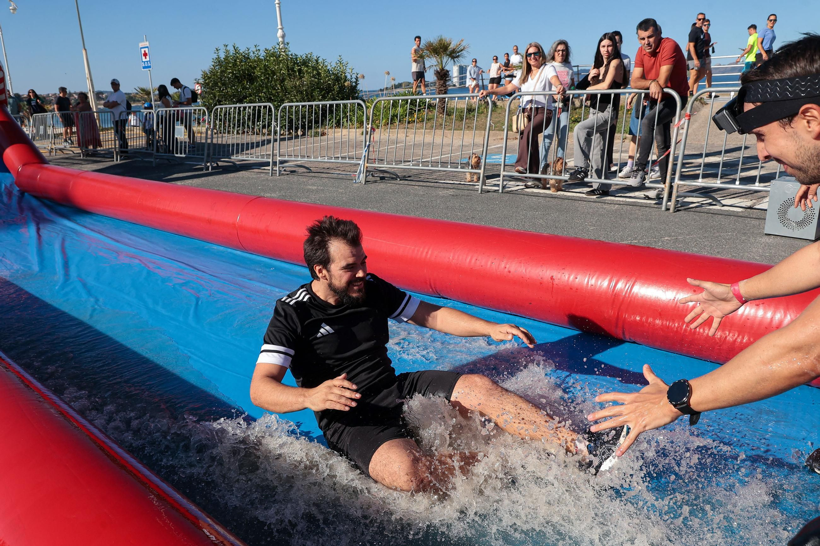 Galería | Samil se llena de deportistas por el Desafío Boot Camp