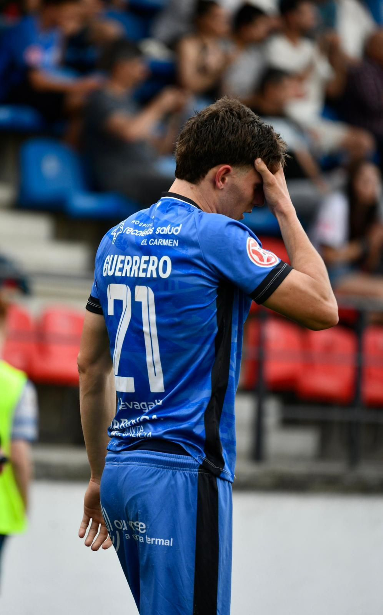 Galería | La tristeza invade O Couto con el descenso del Ourense CF