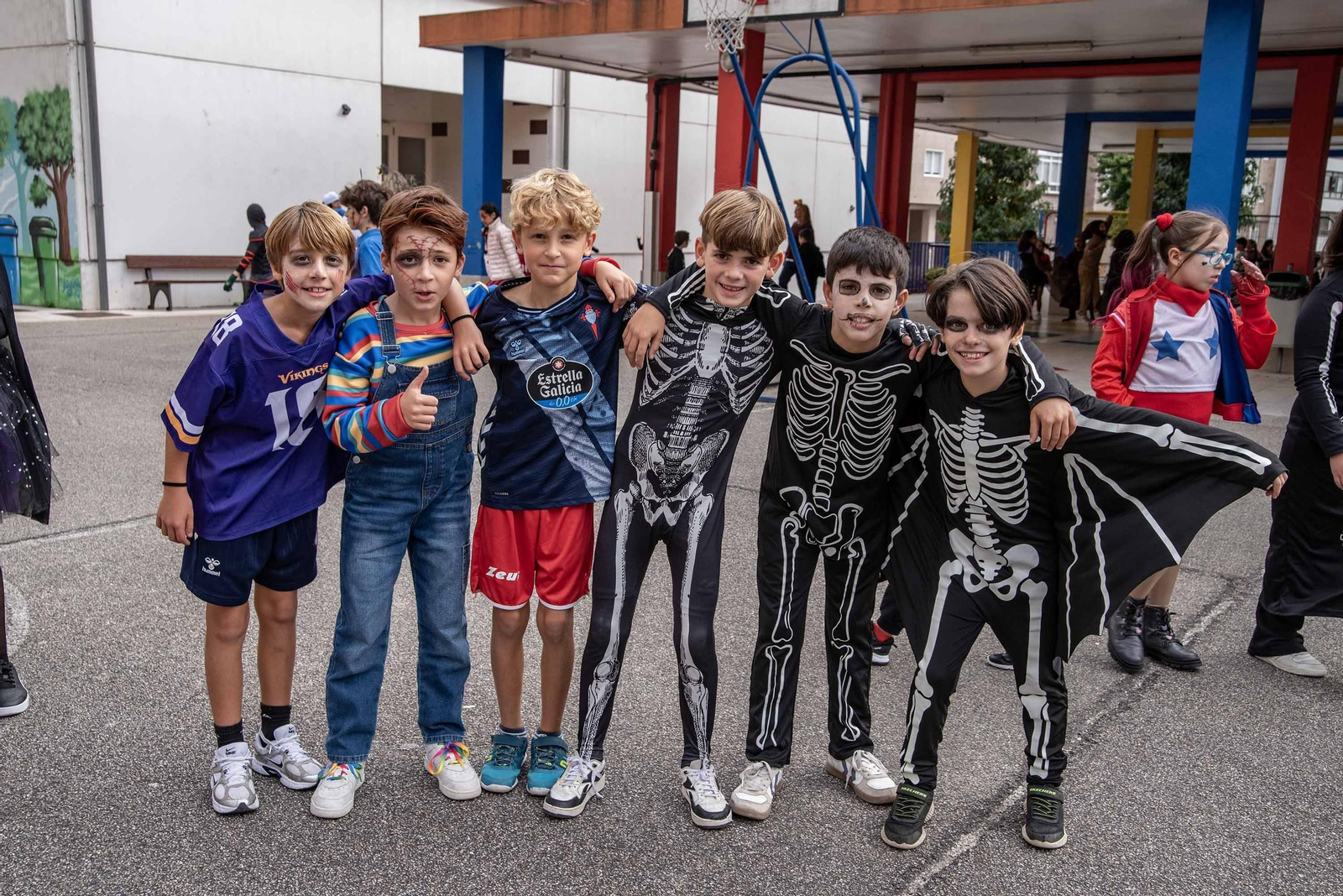 Galería | Samaín y magosto se juntan en la celebración festiva del CEIP Pintor Laxeiro de Vigo