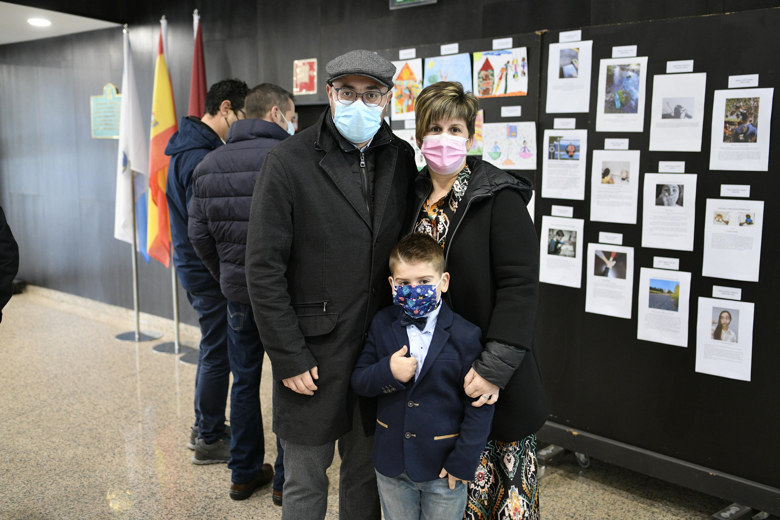 Acto institucional por el aniversario de la Constitución en el auditorio de Ourense.
Iván, Teresa, Breixo.
Foto: Xesús Fariñas