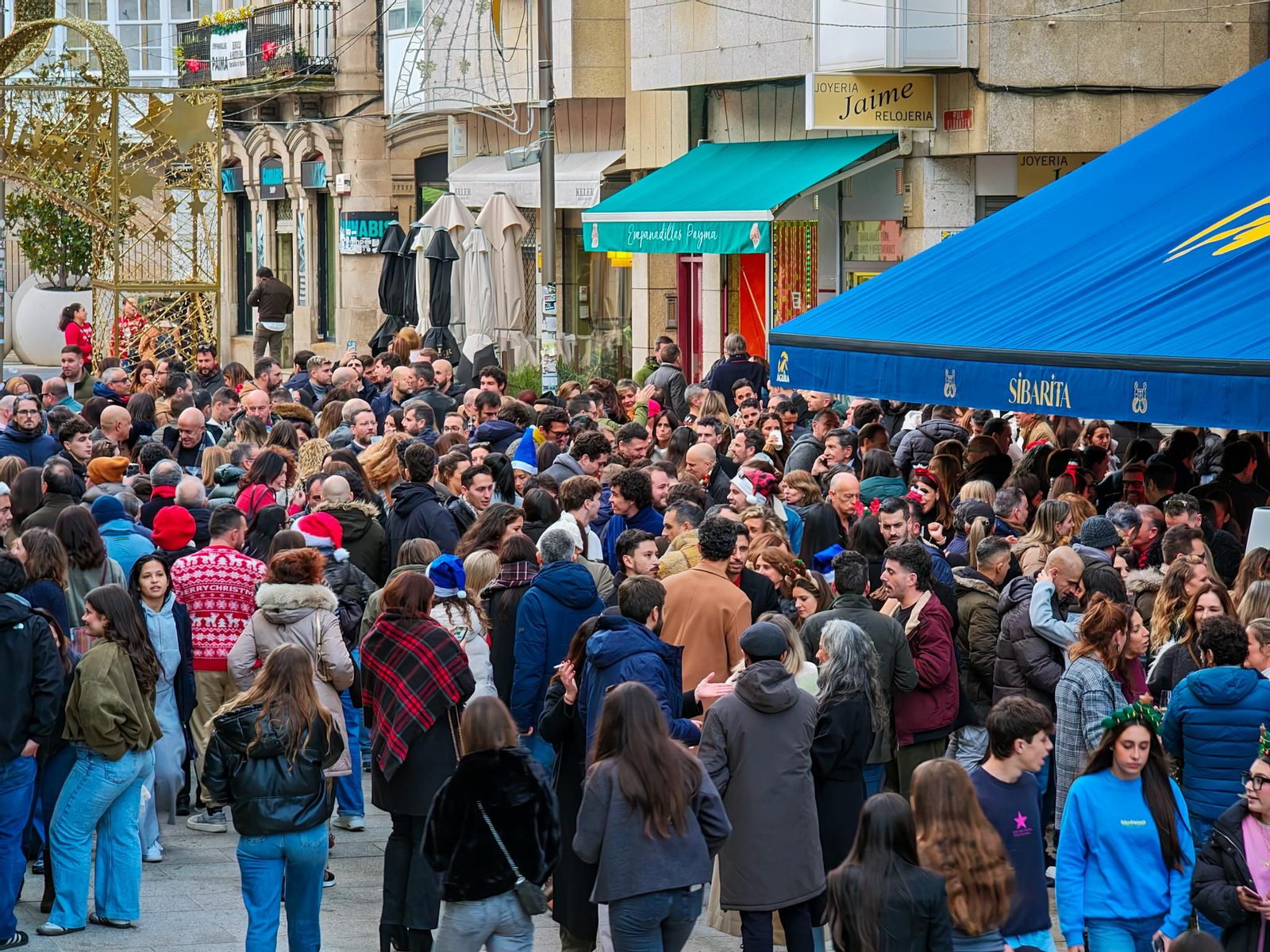 Galería | La Tardebuena rebosa las calles de Vigo