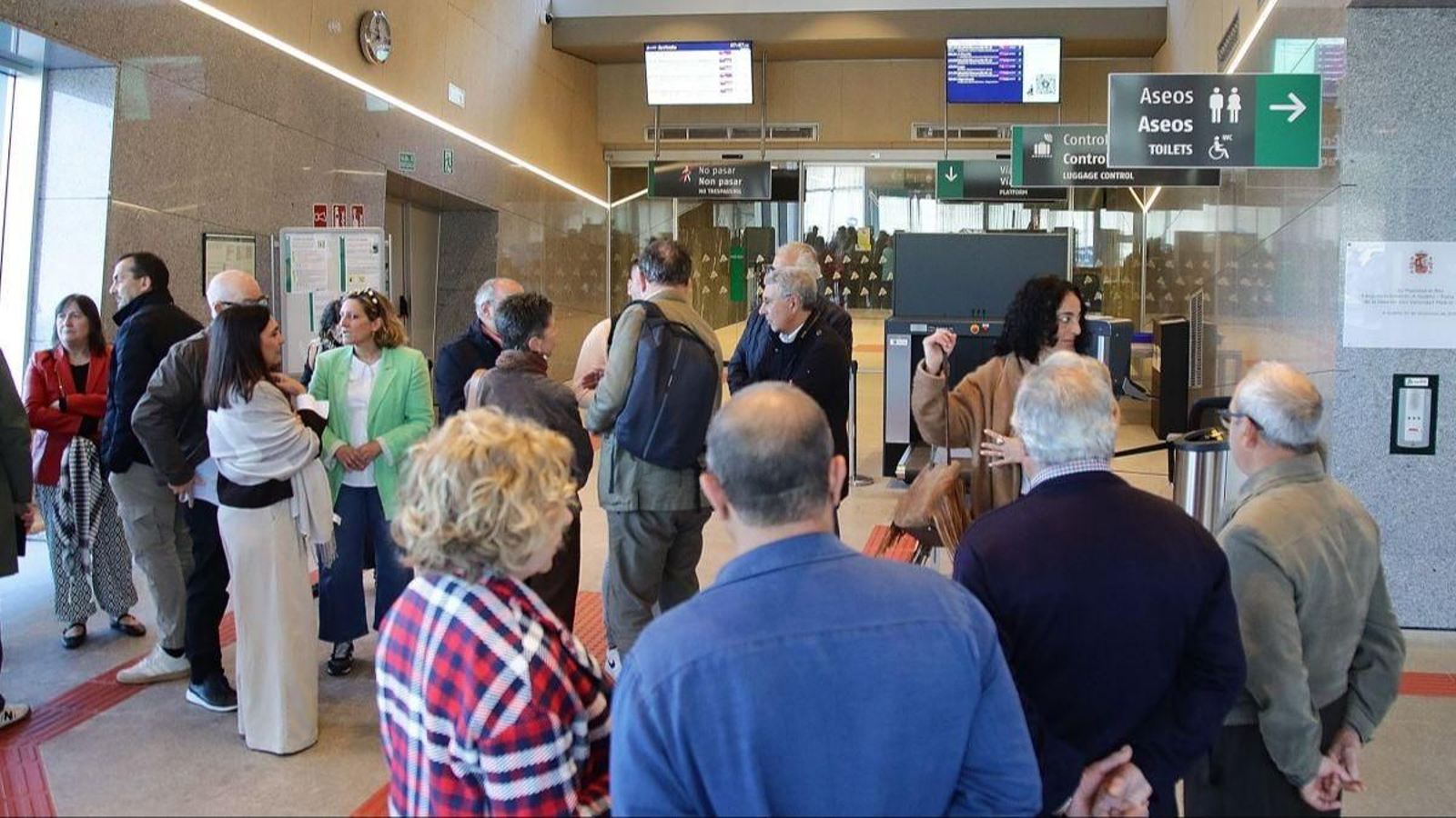 Instalaciones de la estación de A Gudiña minutos antes de la llegada del tren.