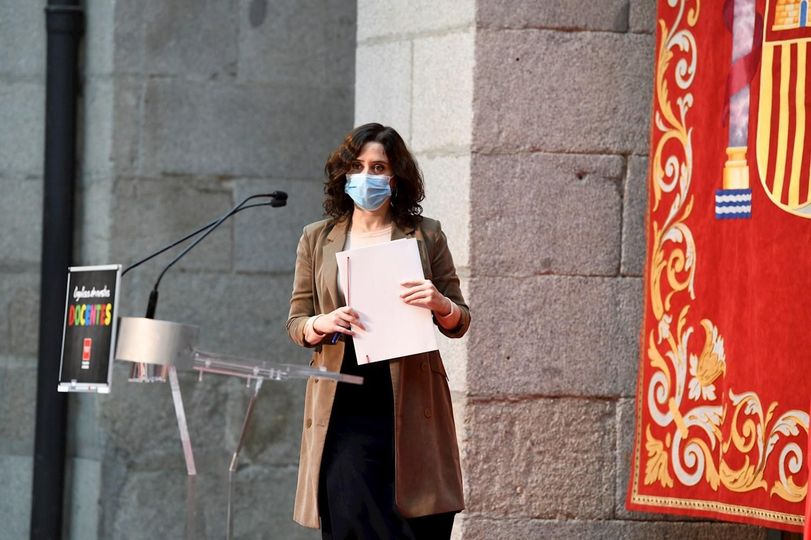 8e4f7e760c62f40915a896f7a45722677e6a9ad4 (1)