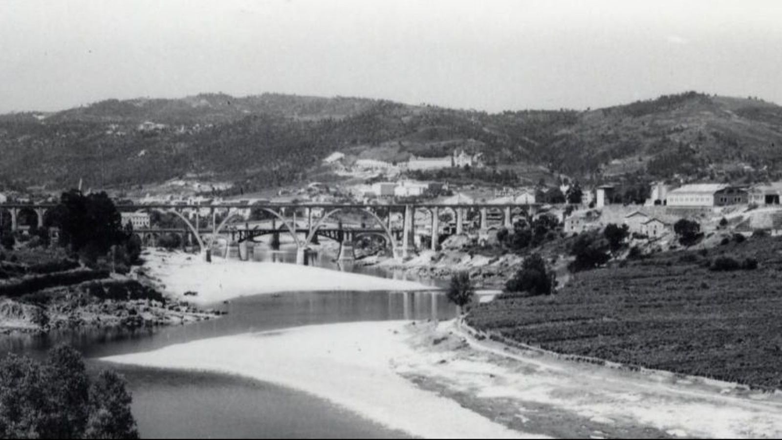 Puentes sobre el río Miño