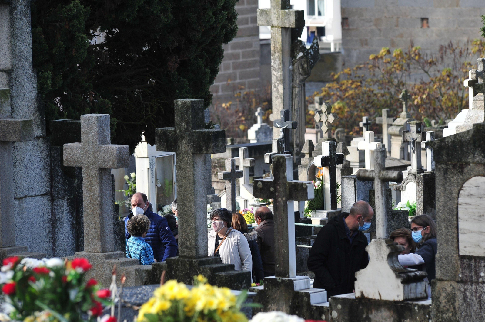 Día de Todos los Santos en el cementerio de San Francisco. José Paz