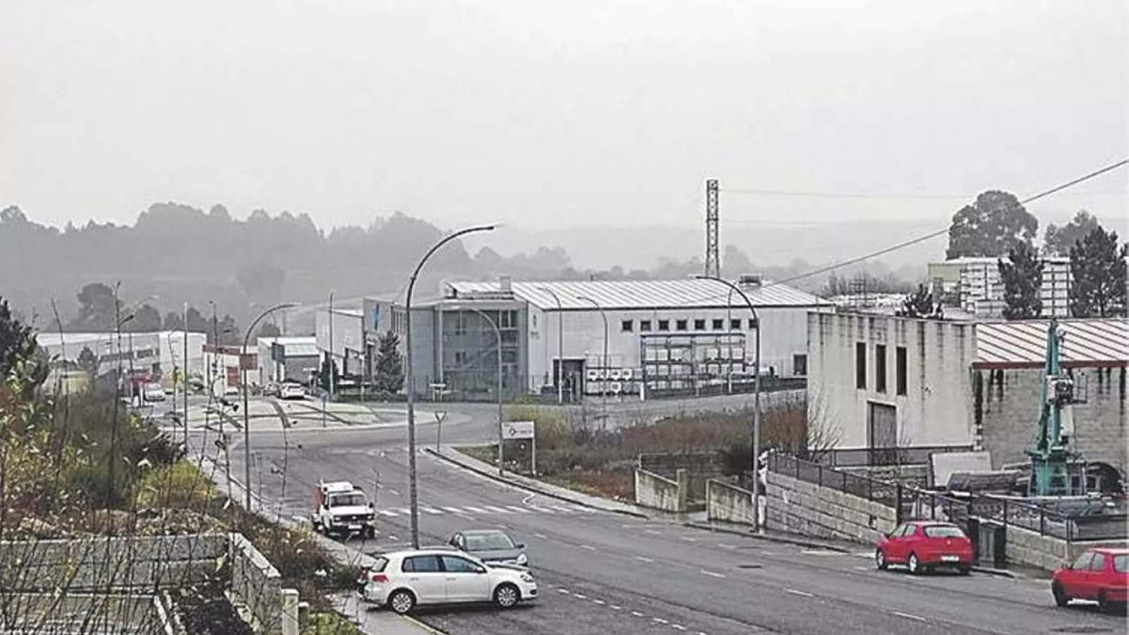 Uno de los viales del polígono de A Uceira.