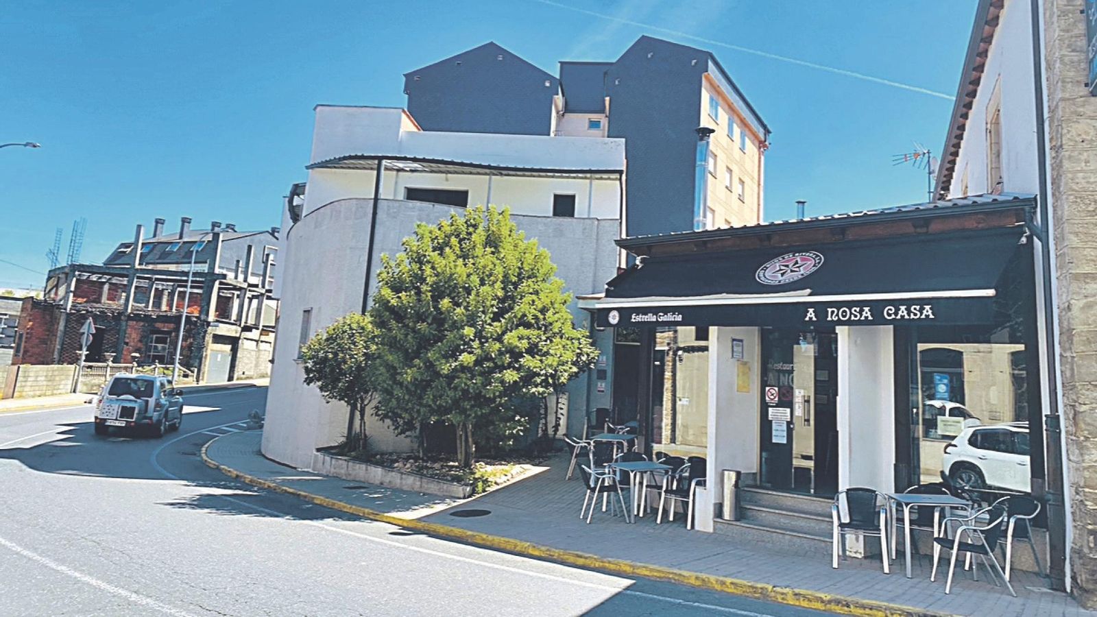 El Hotel Restaurante A Nosa Casa en Viana do Bolo.