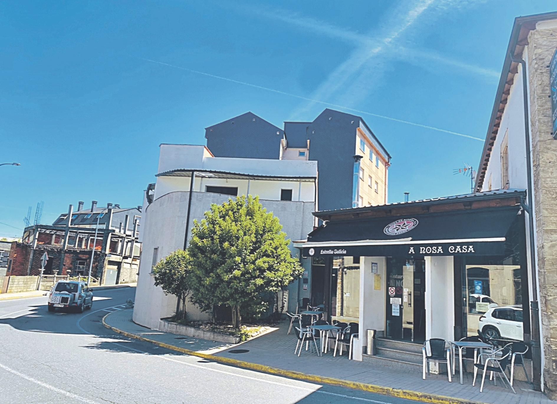 El Hotel Restaurante A Nosa Casa en Viana do Bolo.