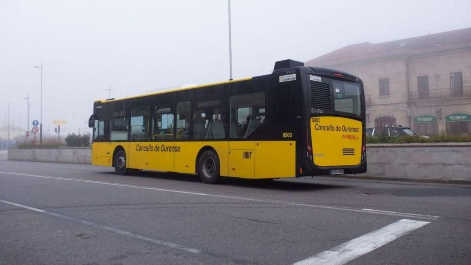 A los busitos no les dió la gana dejar que los pasajeros se apearan.