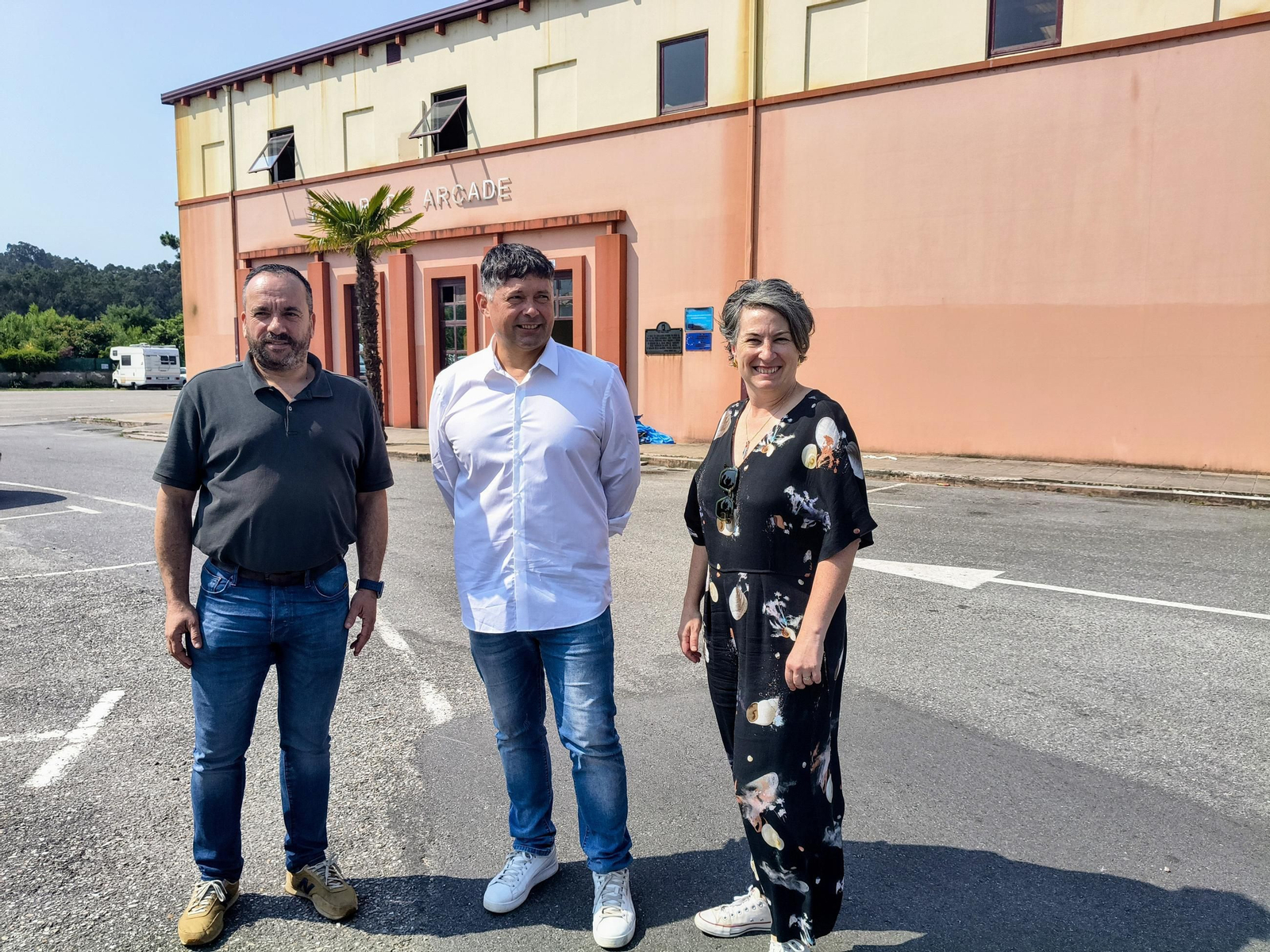 César Poza, Manu Lourenzo y Eva Vilaverde, ayer, en Arcade.