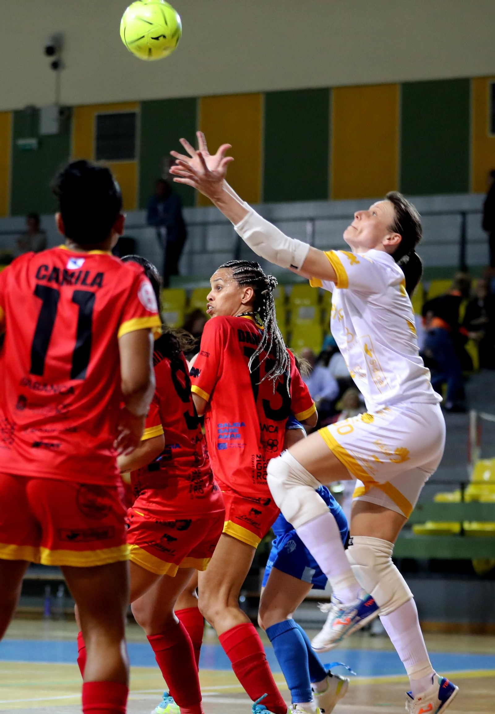 Galería | Empate en el derbi gallego entre el Ourense Ontime y FSF Castro