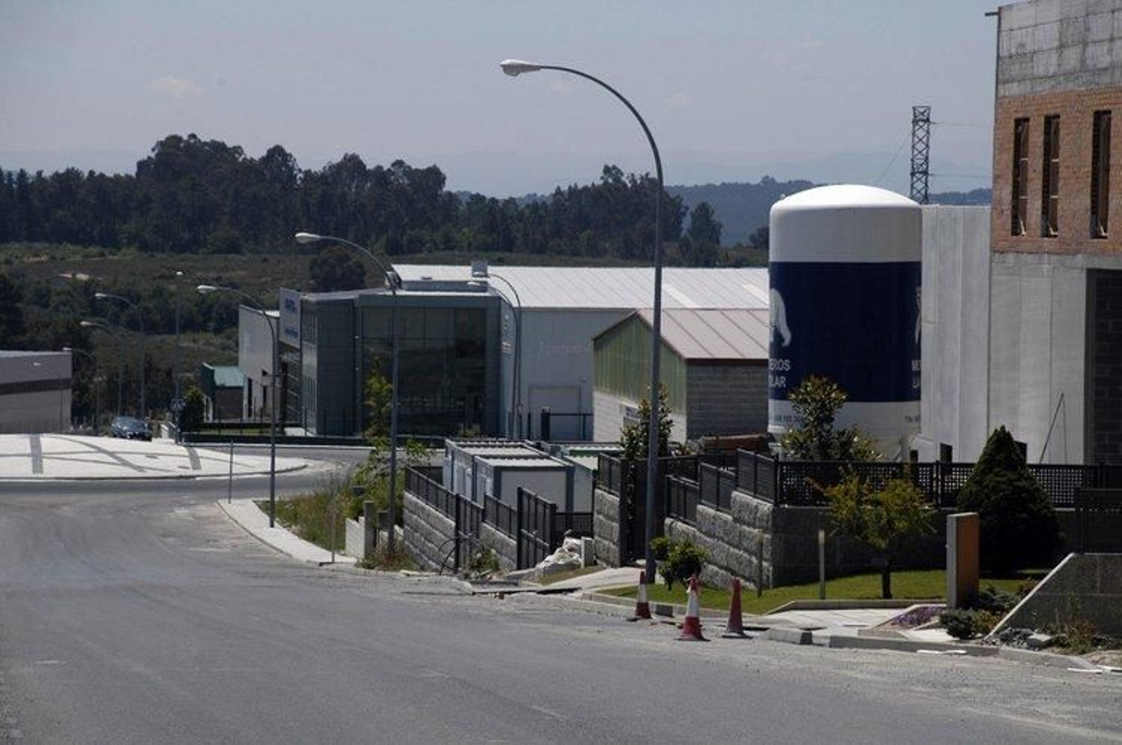 Empresas de la Área Empresarial de Carballiño, que aglutina el viejo polígono y parque empresarial.