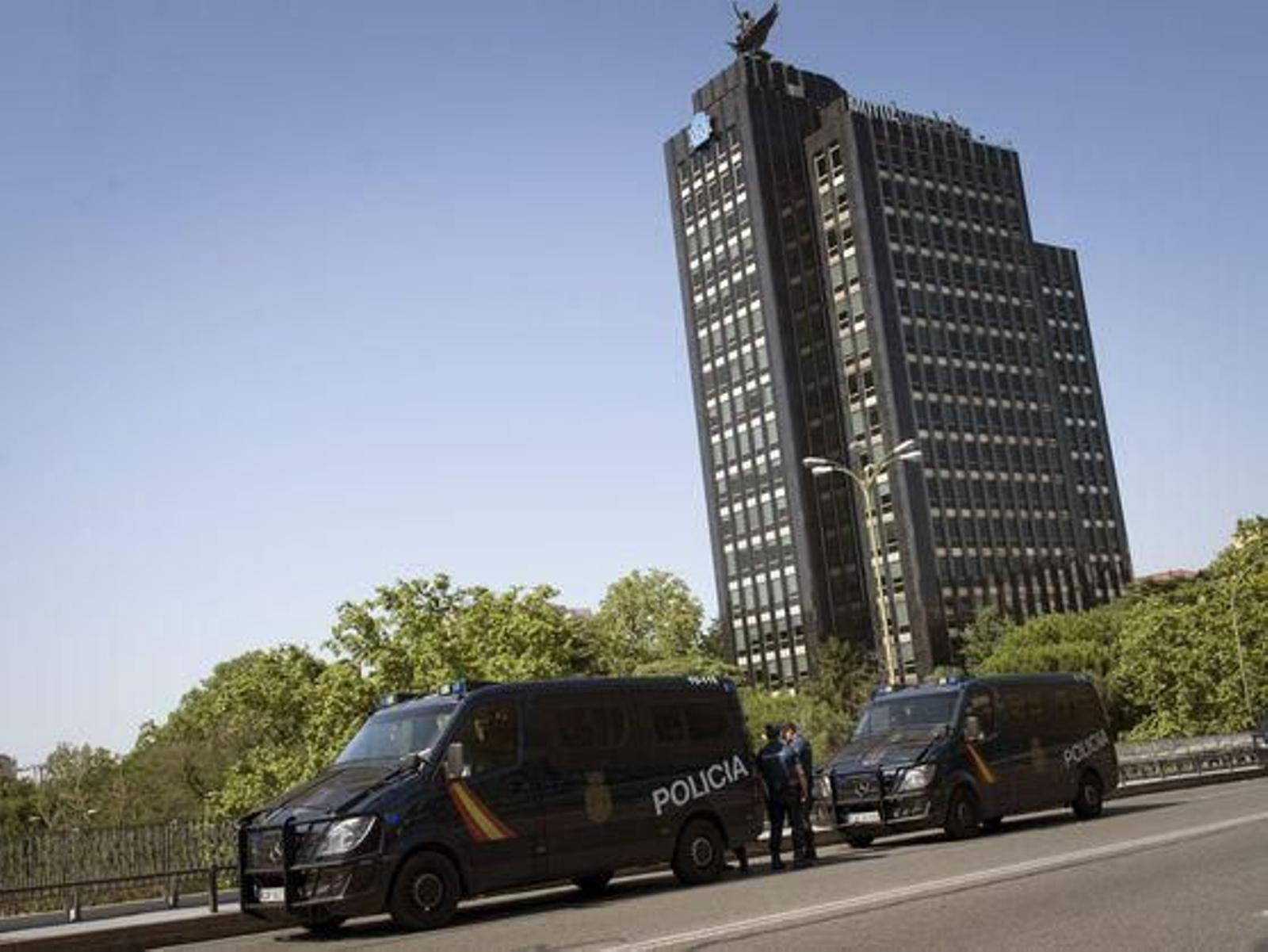 Exteriores de la embajada de EEUU (EFE).
