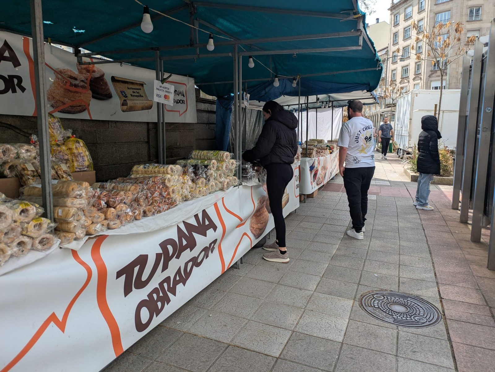 Galería | Las rosquillas protagonizan la fiesta de San Lázaro