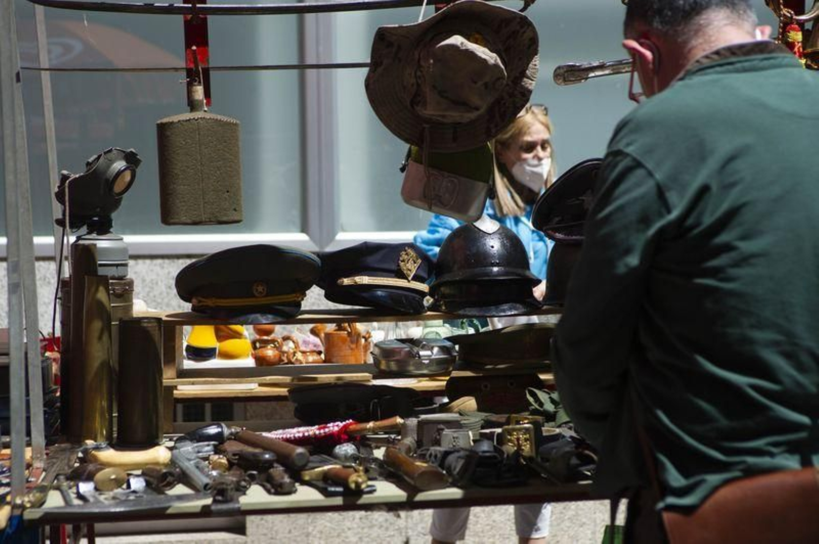 Feria de antigüedades en Ourense (MARTIÑO PINAL)
