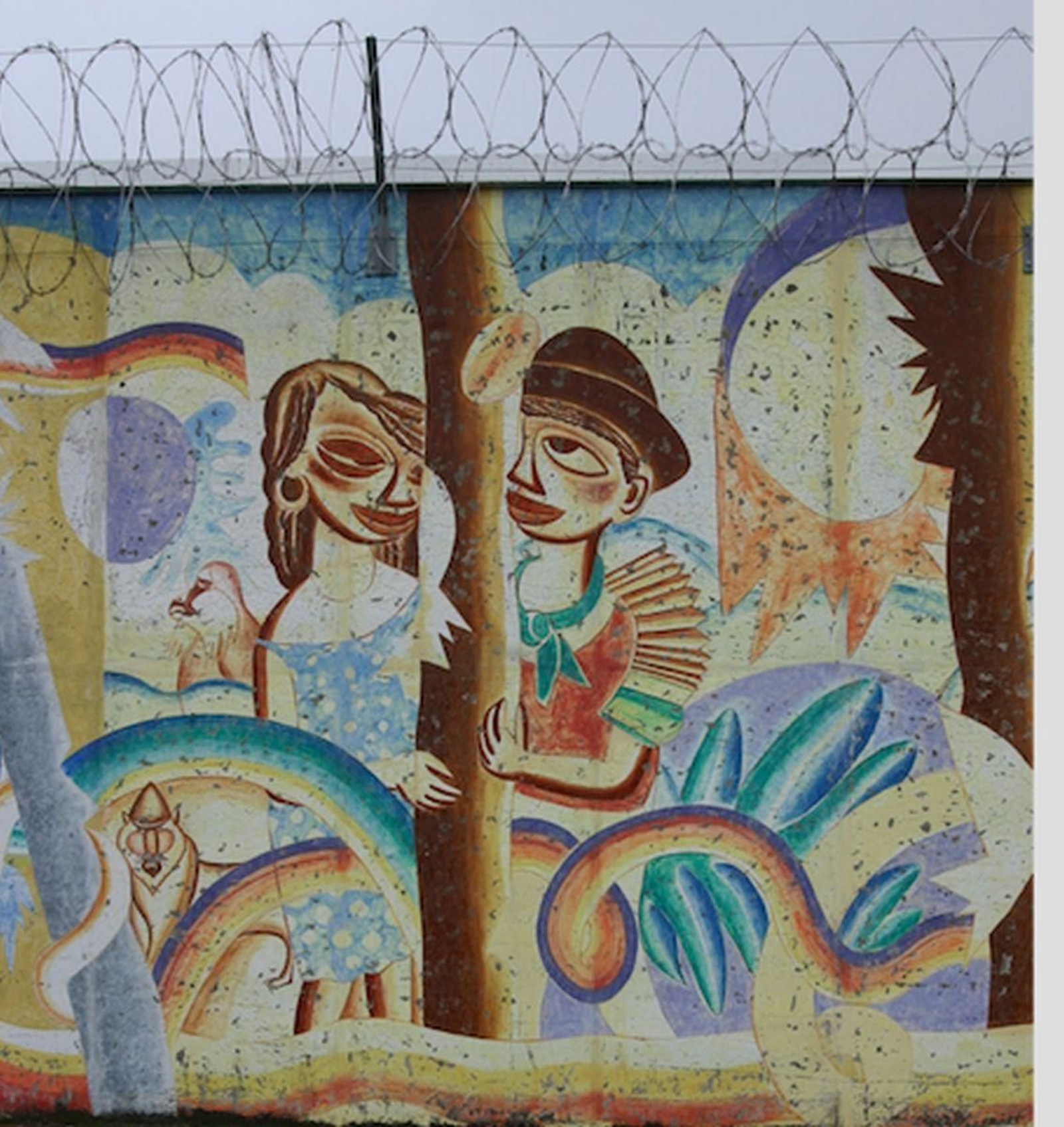 Vidal Souto otro de los autores del mural de la cárcel. Pintados en 1983 fueron restaurados en 1991.