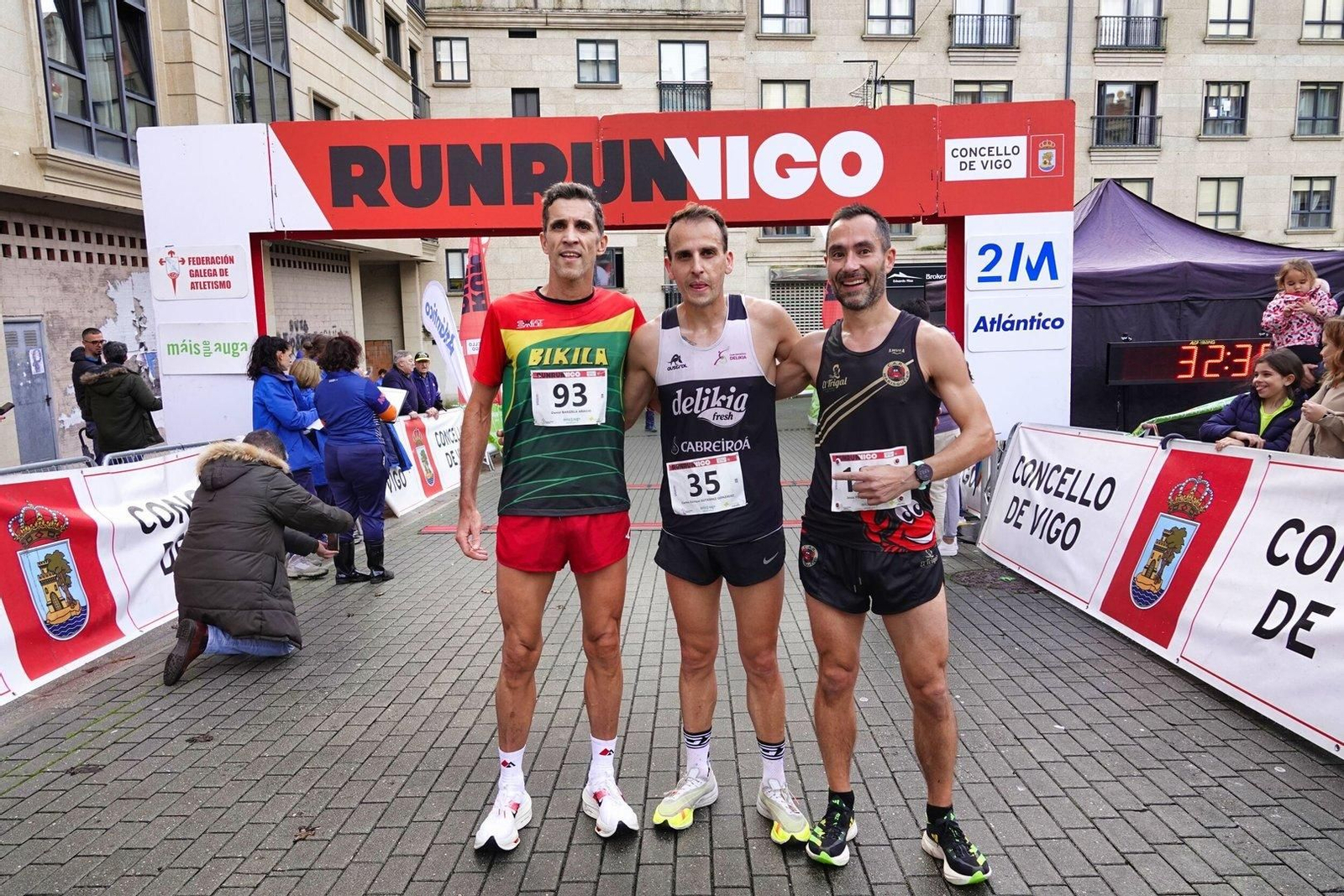 Participantes en la Vigo+11 en Coia.
