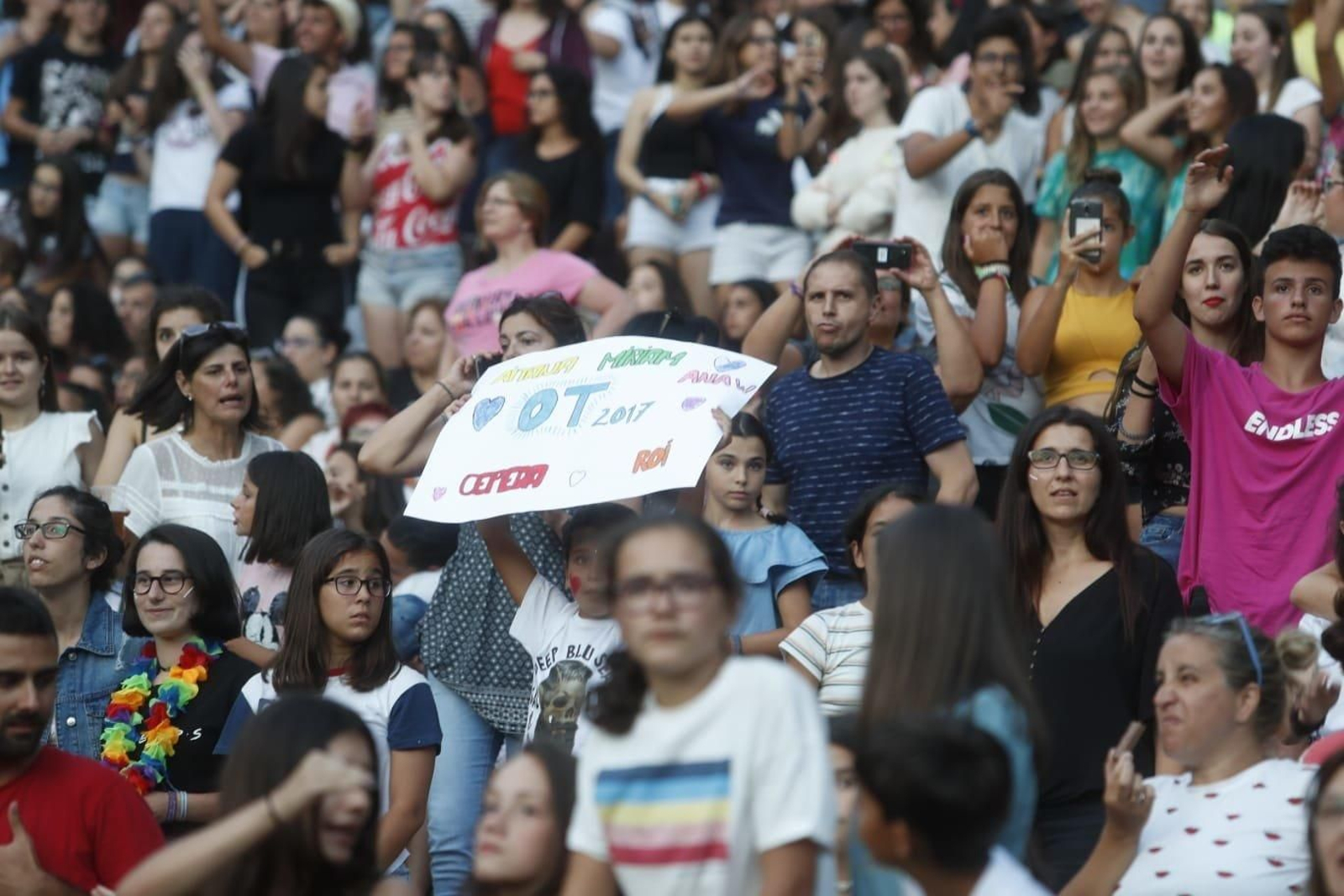 Los seguidores de los chicos de OT llenan Castrelos - JV Landín 21