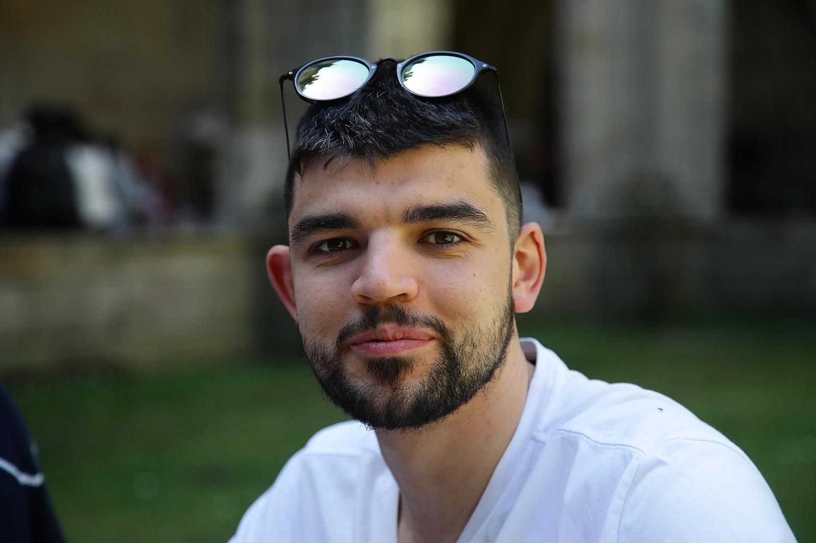 Kevin, disfruta del buen tiempo y fabas.