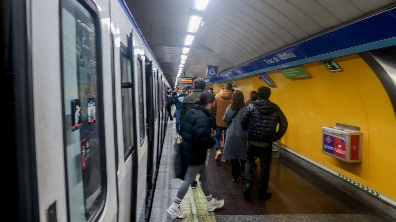 Para del metro de Tirso de Molina. // E.P.