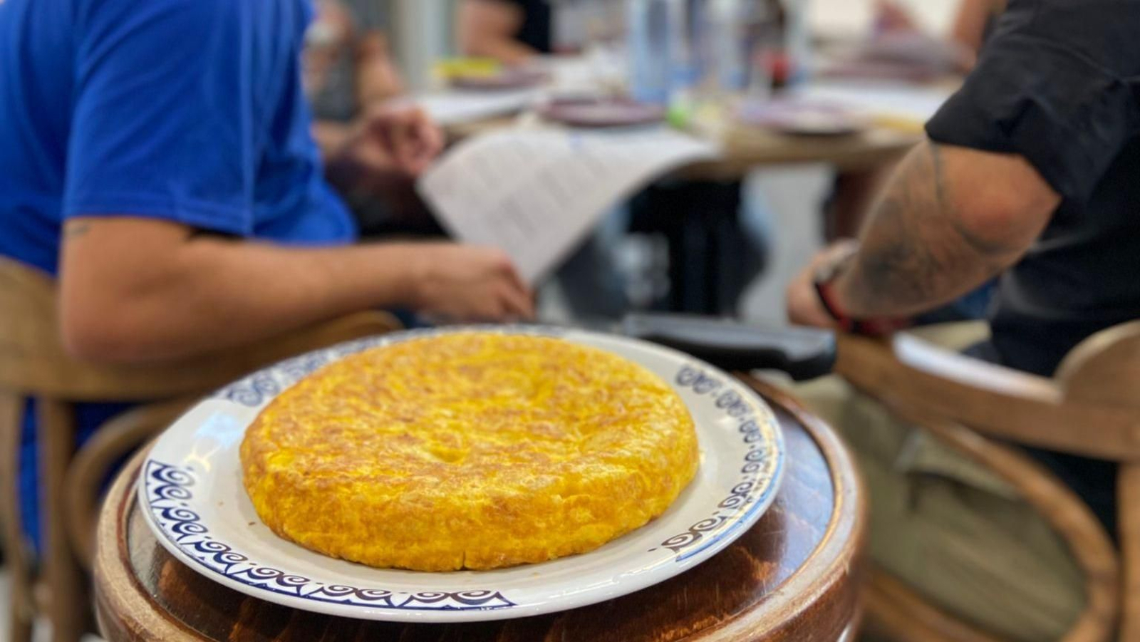 Concurso de tortillas de patata en el Bar Afrodita