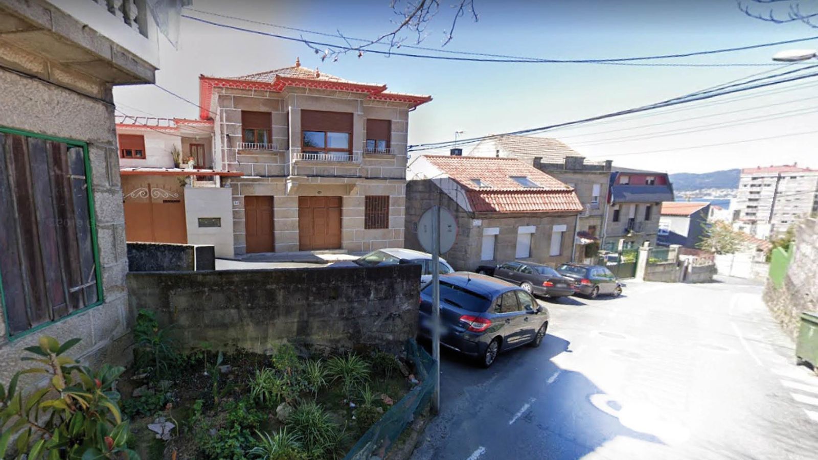 O CHOUZA, DEBAJO DE AS TRAVESAS