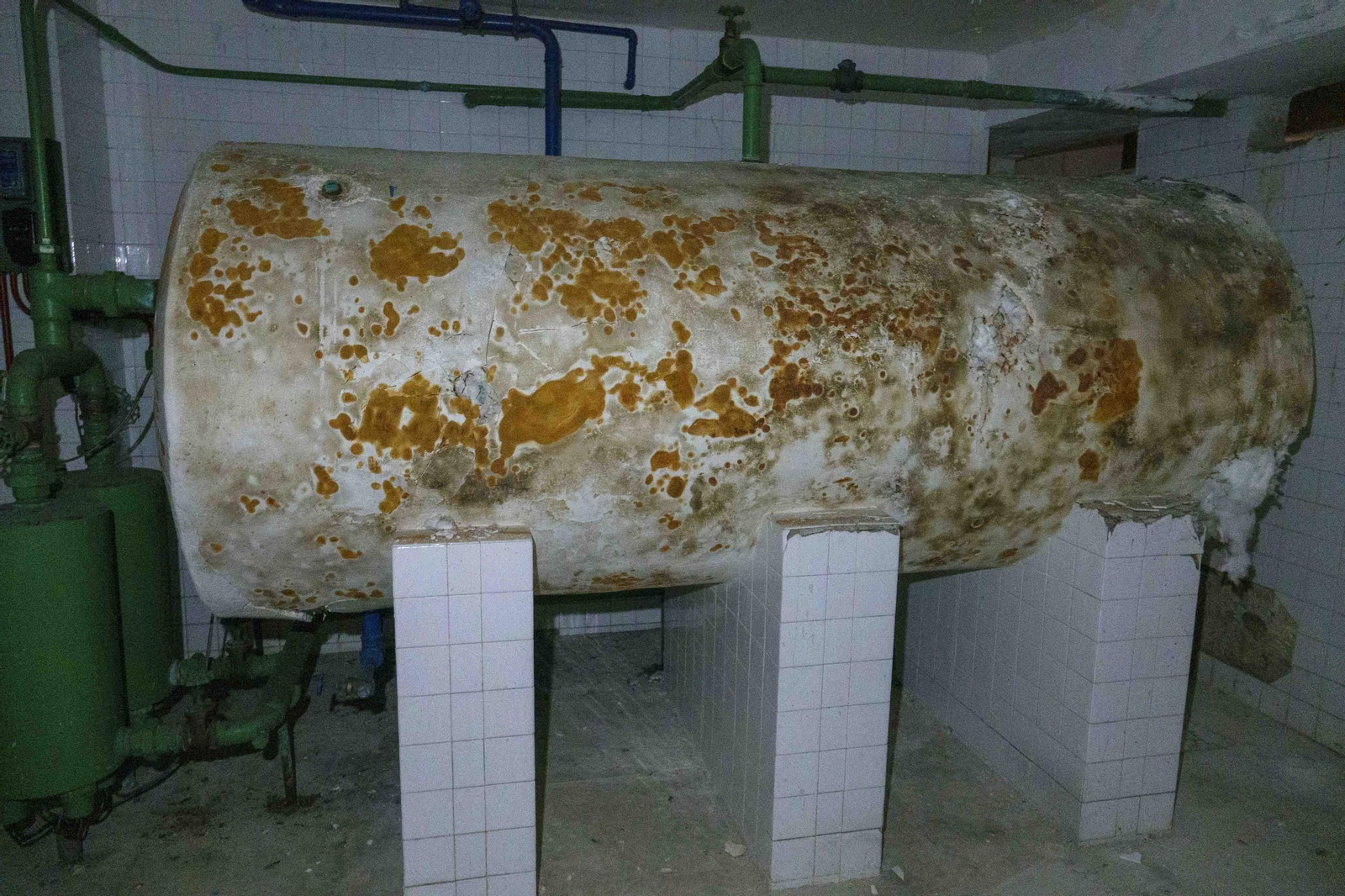 Galería | El interior del búnker nuclear que se esconde en O Castro