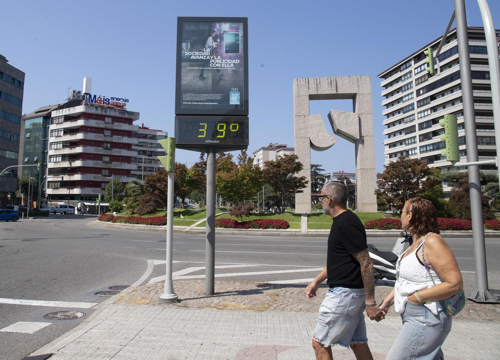 Un termómetro recalentado al sol