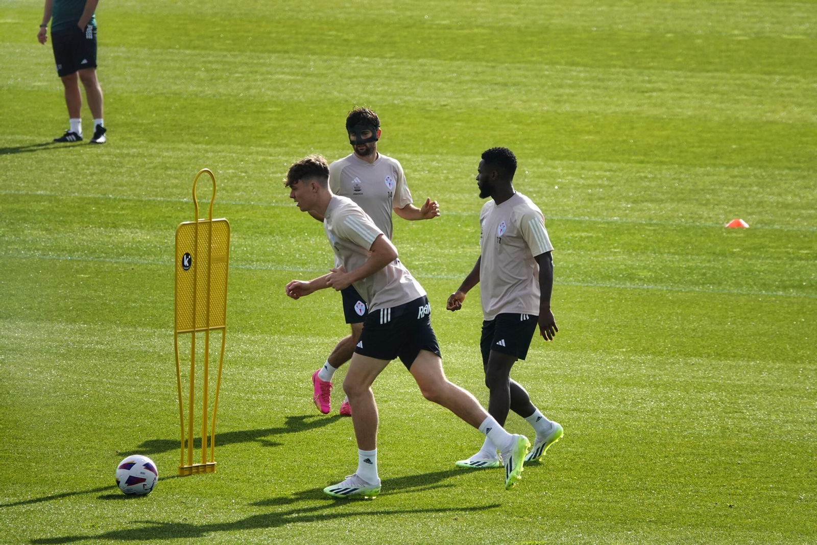 Entrenamiento del Celta en Mos.