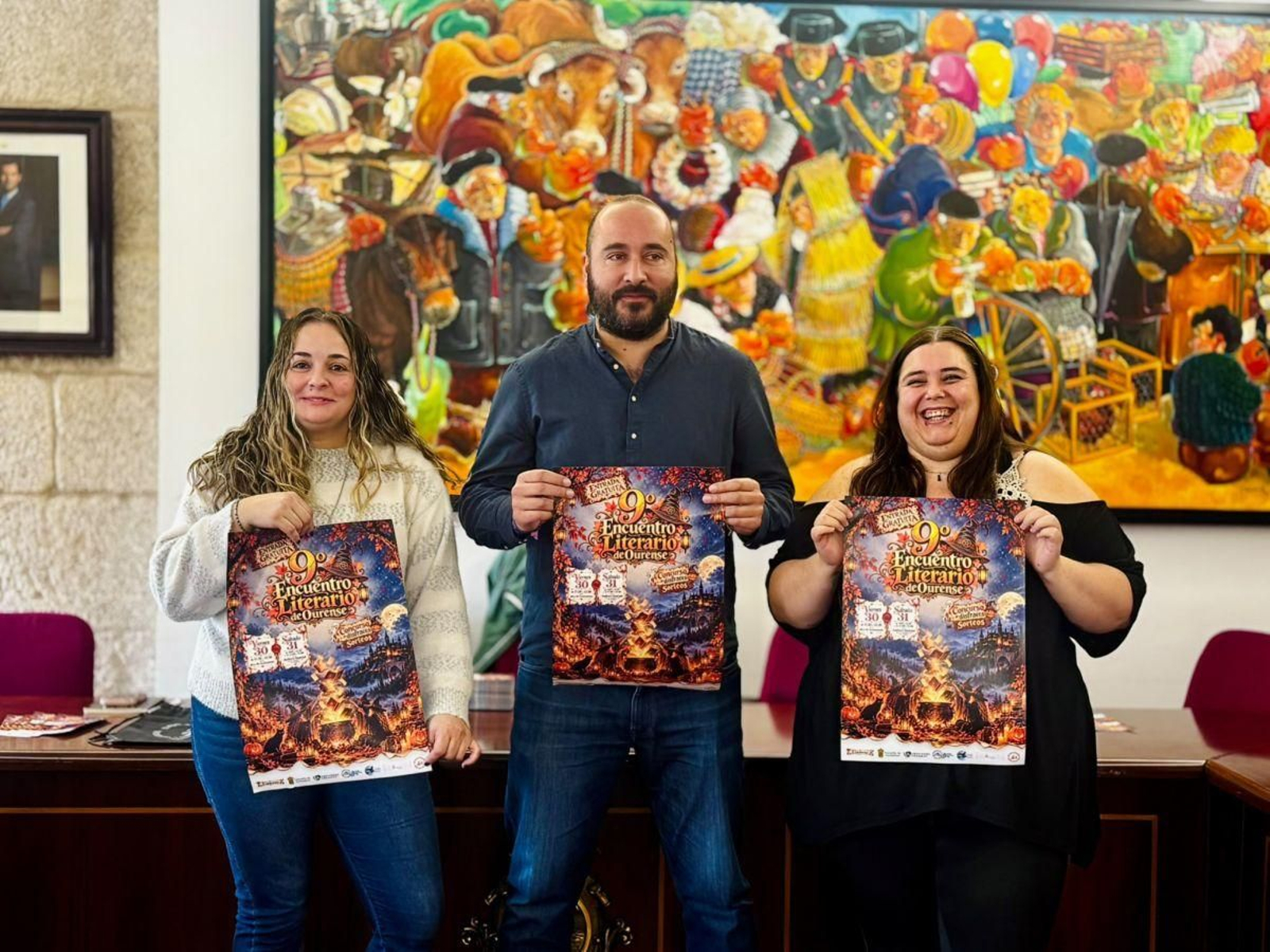 Cristin Ferro, Diego Fernández y Lizzie Quintas en la presentación del Encontro Literario de Ourense.