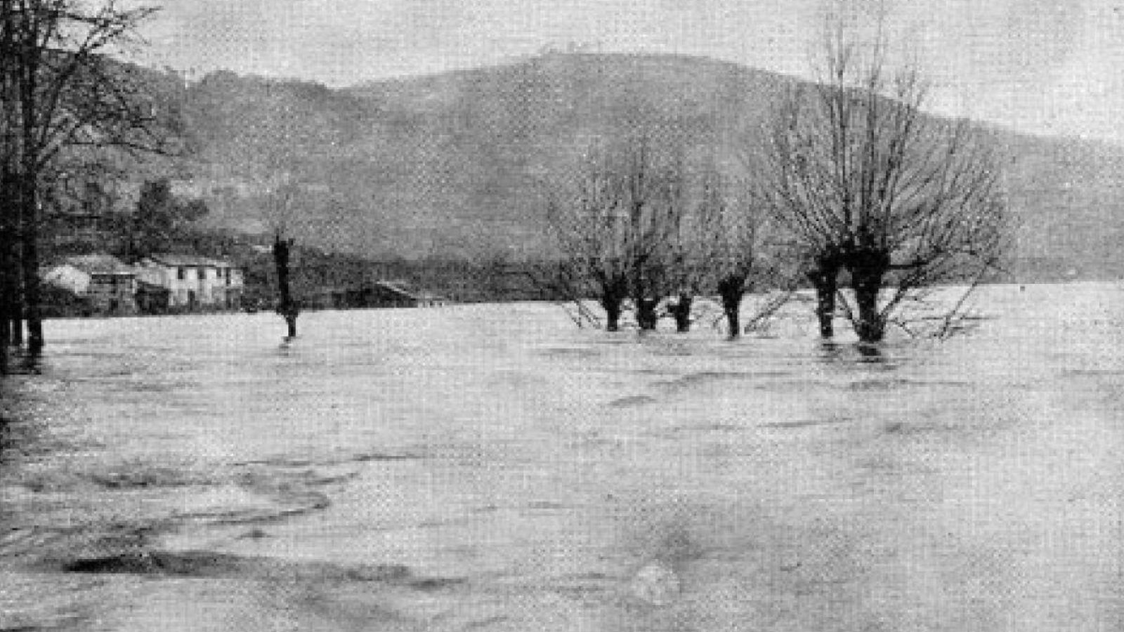 Campo de los Remedios. Vida gallega nº 12.