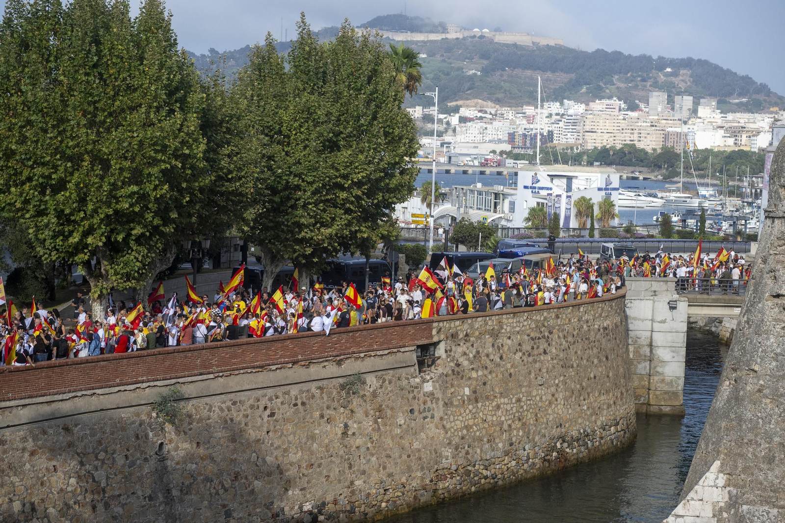 Concentración en Ceuta para protestar por la crisis migratoria con motivo de la celebración del Día de Ceuta.