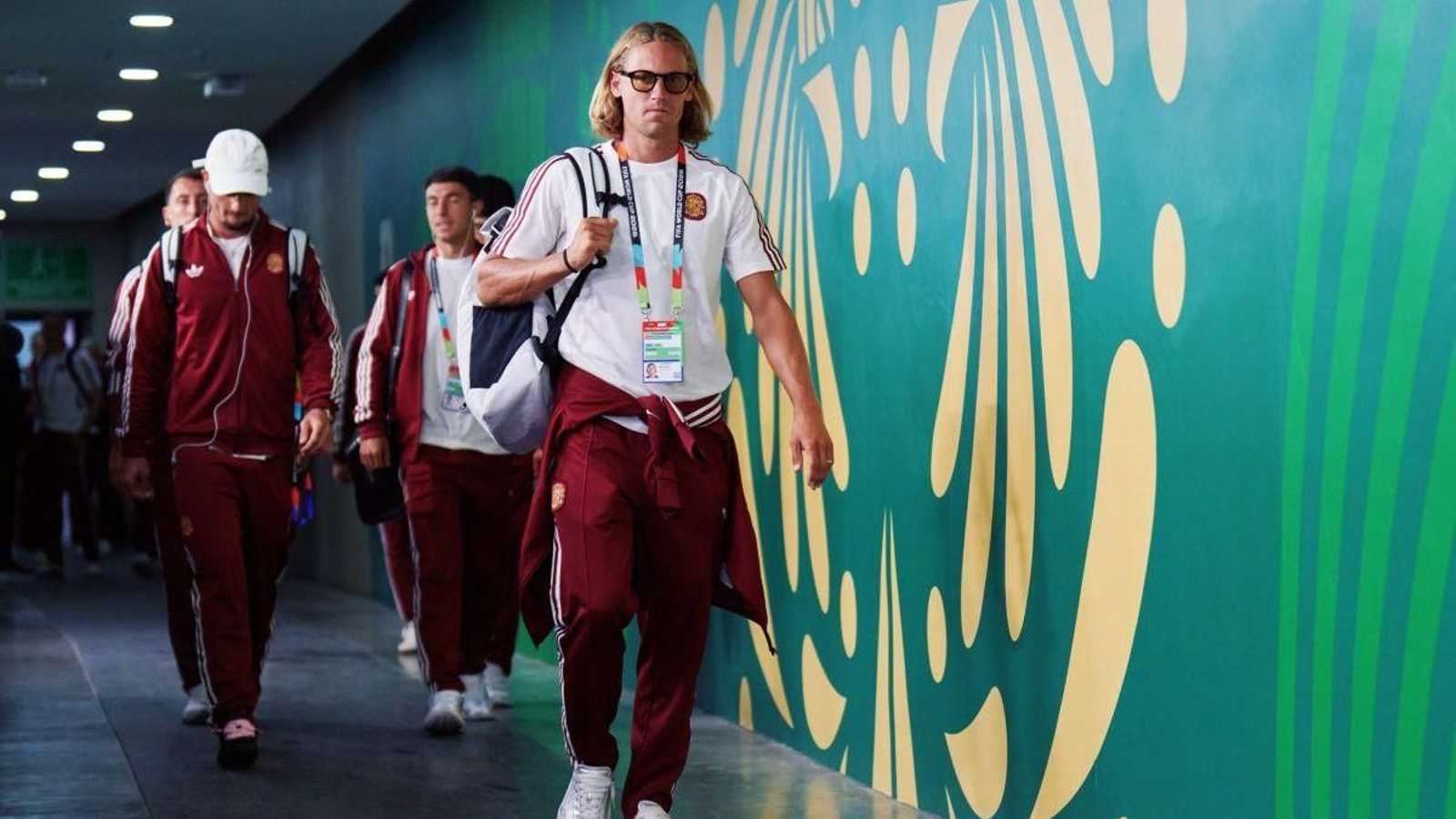 Marcos Llorente, en primer término, entrando al estadio en el último partido.