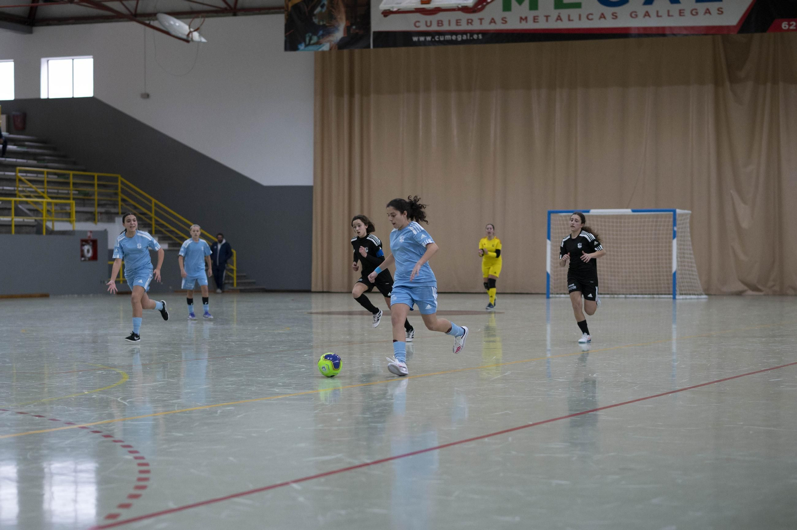 Galería | O Carballiño disfruta con el Campeonato de Fútbol Sala de Selecciones Comarcales