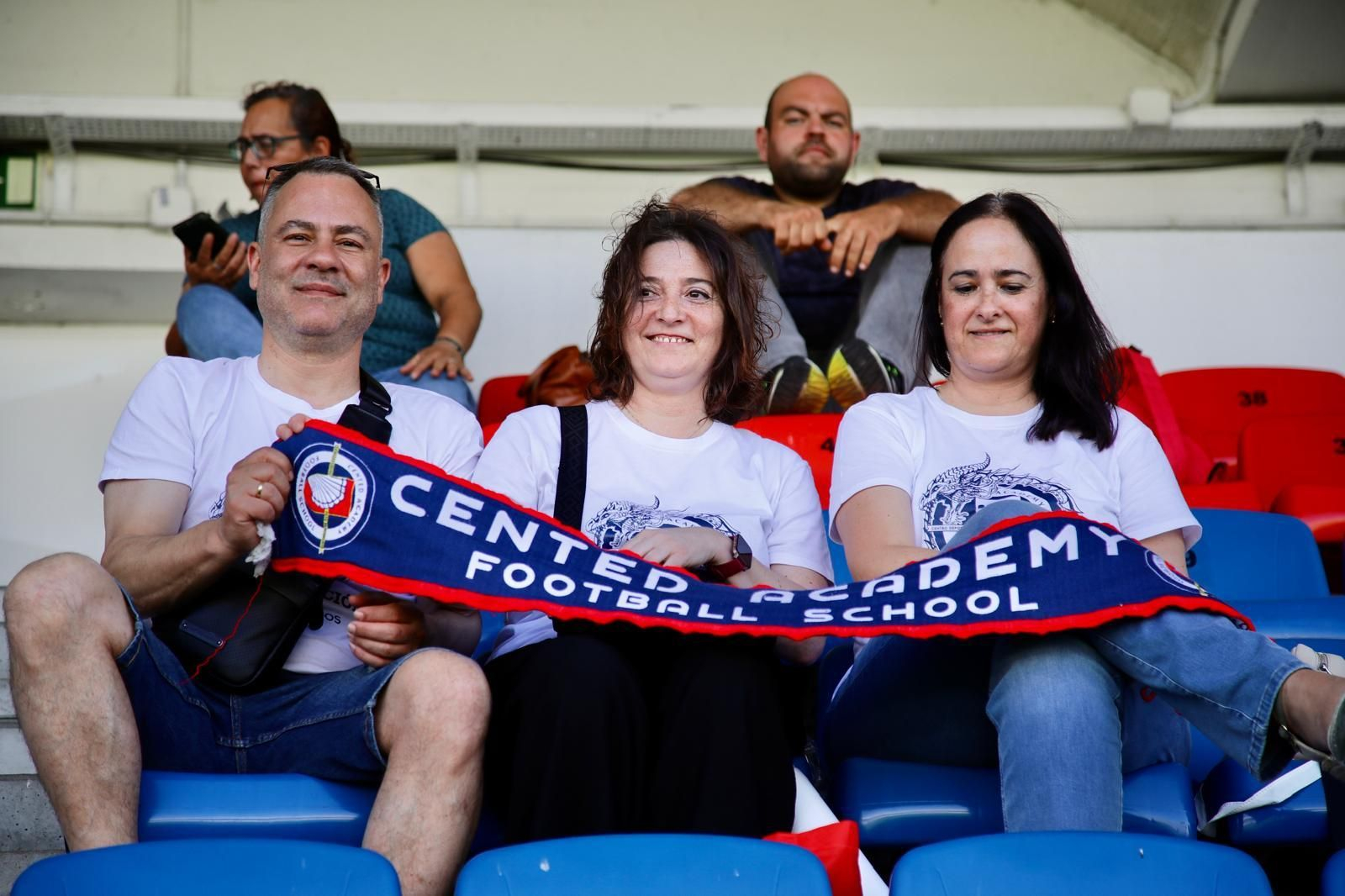Galería | El Cented Academy conquista la Copa Diputación ante el calor de O Couto