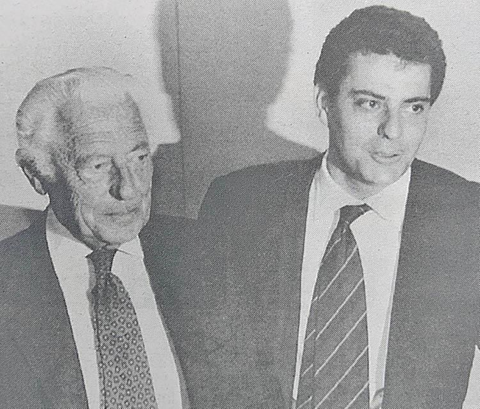 Giovanni Alberto Agnelli, junto a su padre.