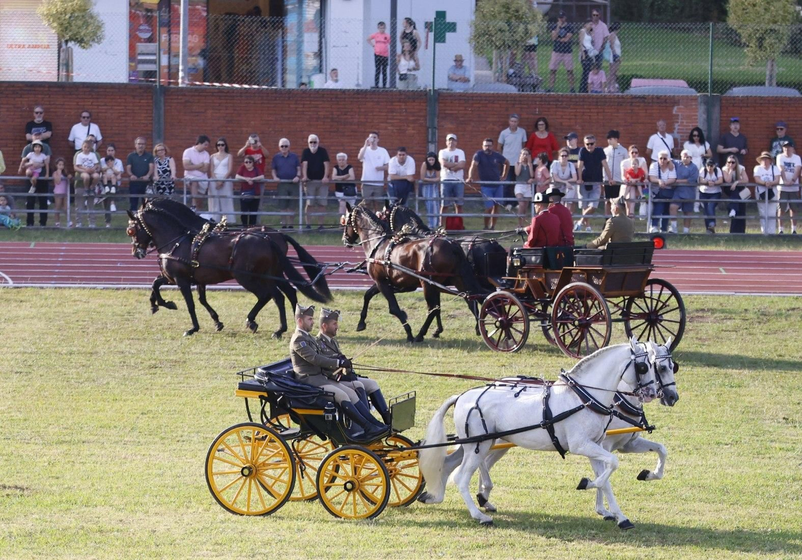Galería | La exhibición militar llena las pistas de Balaídos