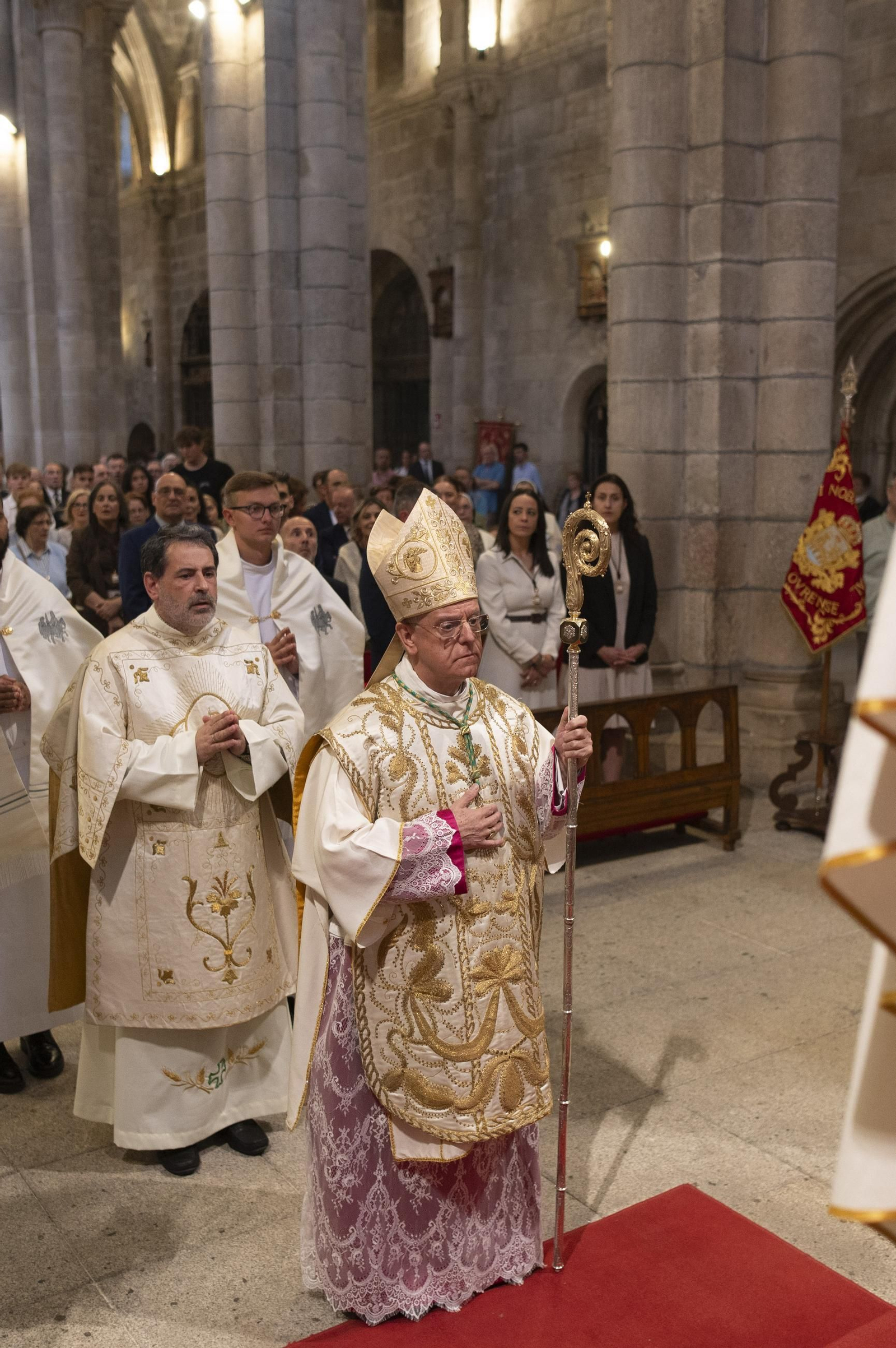 Galería | Ourense celebra con solemnidad el día del Corpus Christi