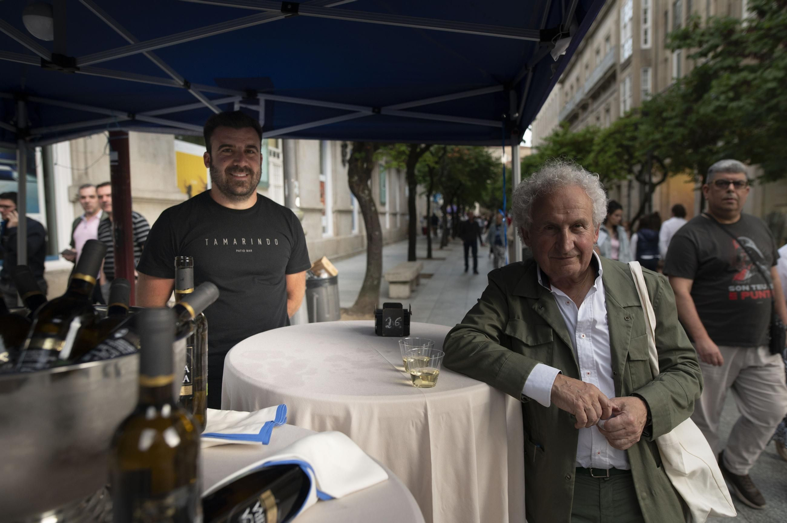 Galería | Ourense sale de compras nocturnas en la Shopping Night