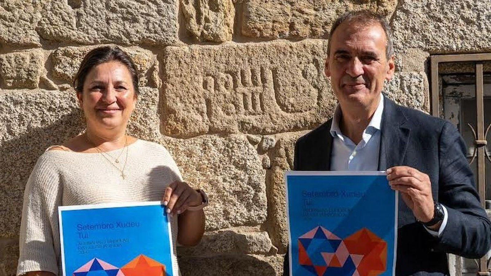 Ana María Núñez y Enrique Cabaleiro en la presentación ayer de este programa cultural.