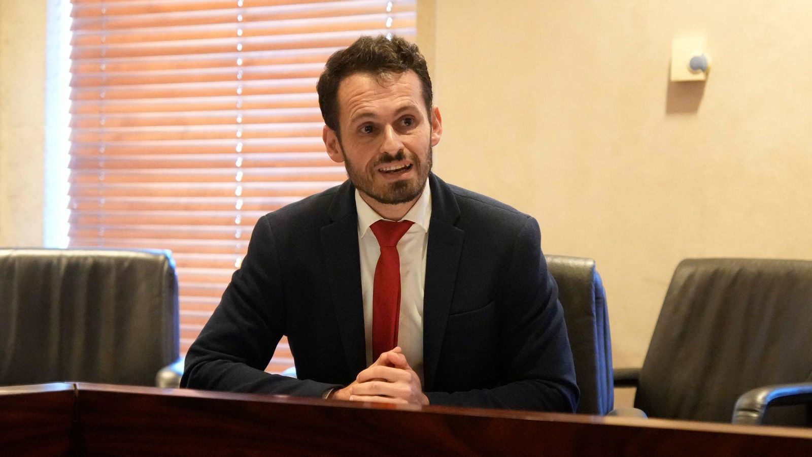 Juan Pérez Carrandi trató de la prohibición de casarse a centuriones y militares.