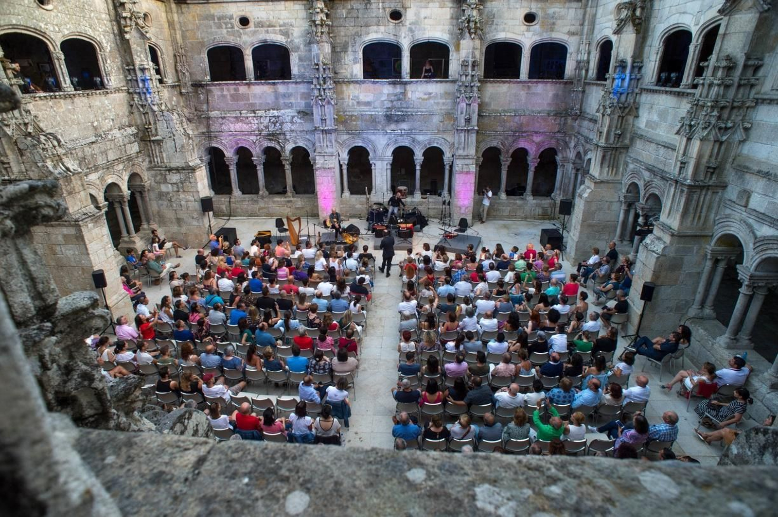 Concierto de Carlos Núñez en el Mosteiro de Santo Estevo (ÓSCAR PINAL).